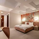 Ges Hotel