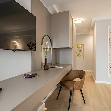 Hotel Ges 4*