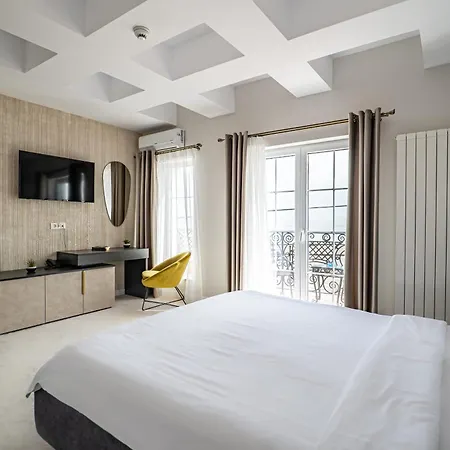 Hotel Ges Mamaja